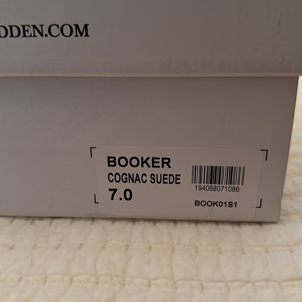 Steve Madden Boots - Picture 6 of 6